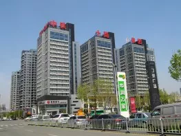 济南中铁十局（130系列隐框幕墙，100吨左右）