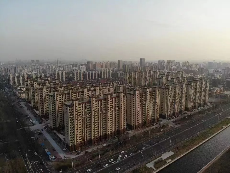 唐山京唐港滨海华府 （65/70系列隔热平开门窗，用量300吨左右）